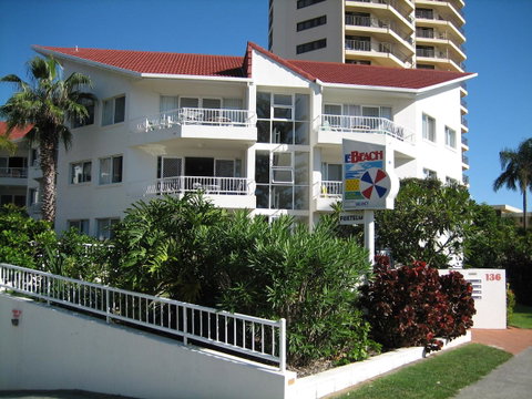 Le Beach Apartments - Accommodation Burleigh 11