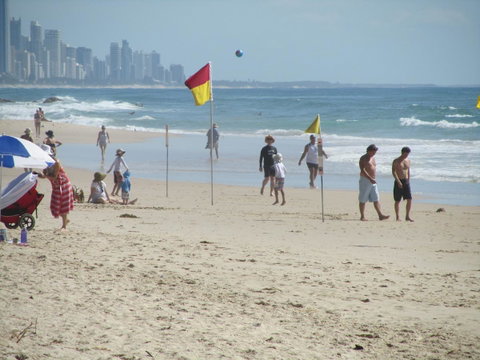 Le Beach Apartments - Accommodation Burleigh 21