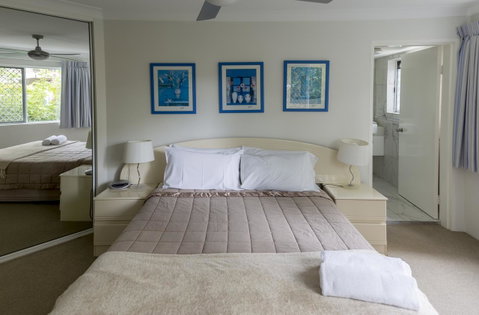 Le Beach Apartments - Accommodation Burleigh 7