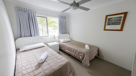 Le Beach Apartments - Accommodation Burleigh 10