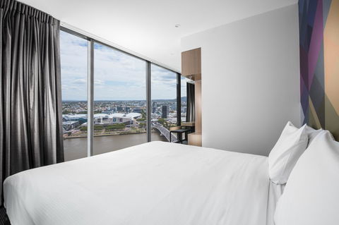 Ibis Styles Brisbane Elizabeth Street - Accommodation Burleigh 2