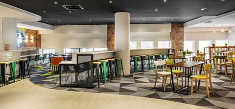 Ibis Styles Brisbane Elizabeth Street - Accommodation Burleigh 28
