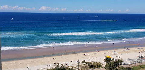 APR Private SUITES MOROC By The Beach - Accommodation Burleigh 1