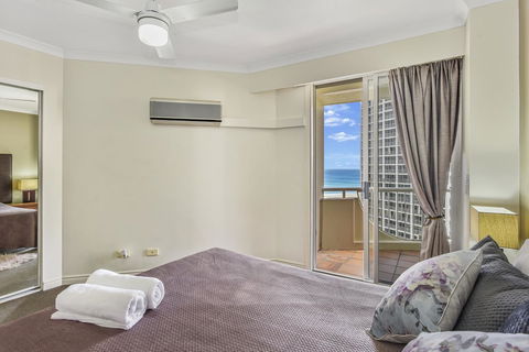APR Private SUITES MOROC By The Beach - Accommodation Burleigh 18
