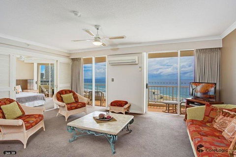APR Private SUITES MOROC By The Beach - Accommodation Burleigh 25