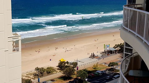 APR Private SUITES MOROC By The Beach - Accommodation Burleigh 0