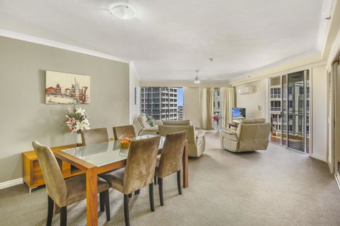APR Private SUITES MOROC By The Beach - Accommodation Burleigh 23