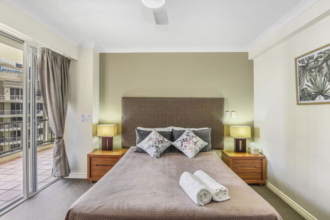 APR Private SUITES MOROC By The Beach - Accommodation Burleigh 15