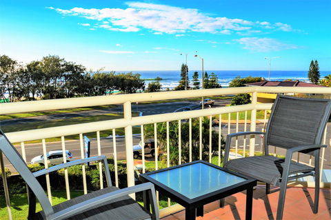 Seacrest Beachfront Apartments Surfers Paradise - Accommodation Burleigh 36