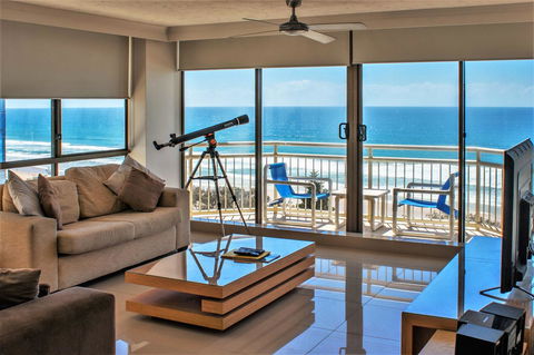 Seacrest Beachfront Apartments Surfers Paradise - Accommodation Burleigh 30