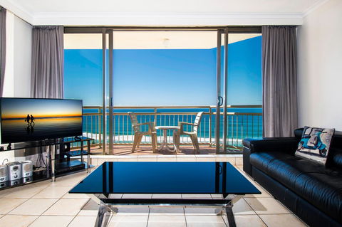 Seacrest Beachfront Apartments Surfers Paradise - Accommodation Burleigh 13