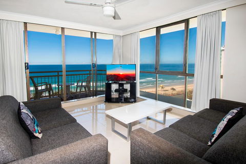 Seacrest Beachfront Apartments Surfers Paradise - Accommodation Burleigh 28