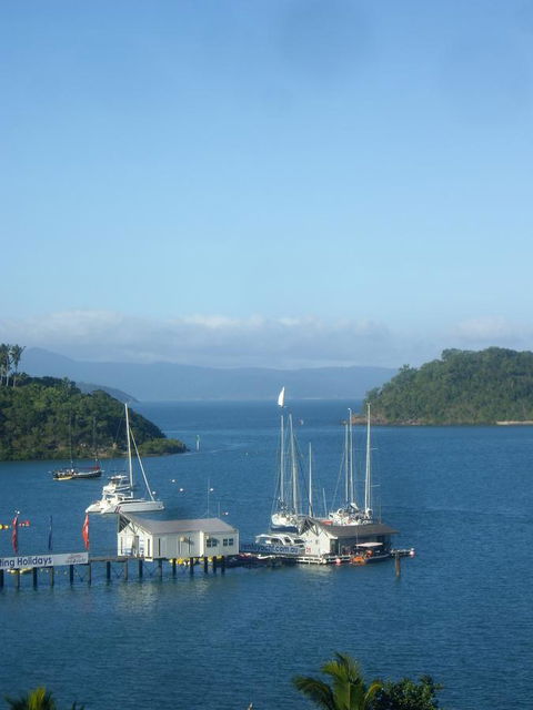 Montipora Unit 3 - In The Heart Of Airlie, Wi-fi And Netflix - Accommodation Burleigh 15