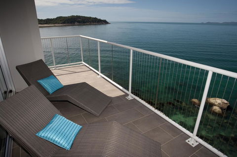 Penthouse On Bright Point - Accommodation Burleigh 15