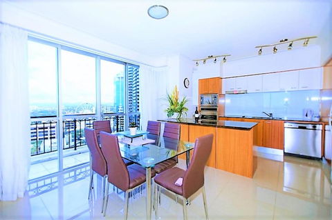 The Towers Of Chevron Renaissance - Holidays Gold Coast - Accommodation Burleigh 29