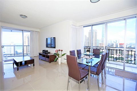 The Towers Of Chevron Renaissance - Holidays Gold Coast - Accommodation Burleigh 32
