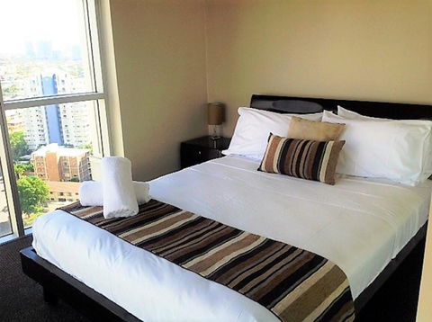 The Towers Of Chevron Renaissance - Holidays Gold Coast - Accommodation Burleigh 37