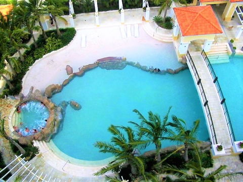 The Towers Of Chevron Renaissance - Holidays Gold Coast - Accommodation Burleigh 13