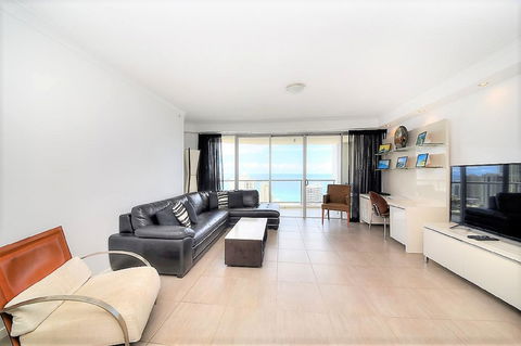 The Towers Of Chevron Renaissance - Holidays Gold Coast - Accommodation Burleigh 20