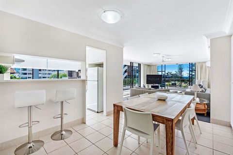 ULTIQA Beach Haven On Broadbeach - Accommodation Burleigh 23