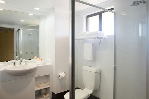 Palm Royale Cairns - Accommodation Burleigh 30