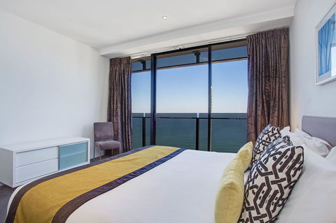 Mantra Circle On Cavill - Accommodation Burleigh 15