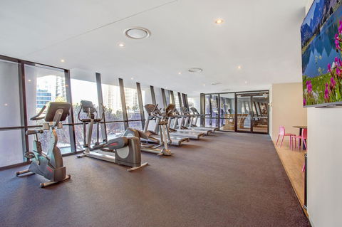 Mantra Circle On Cavill - Accommodation Burleigh 41