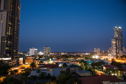 Woodroffe Hotel - Accommodation Burleigh 28