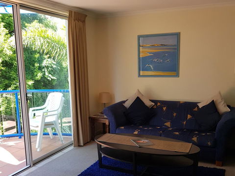 Surfers Beach Resort One - Accommodation Burleigh 28