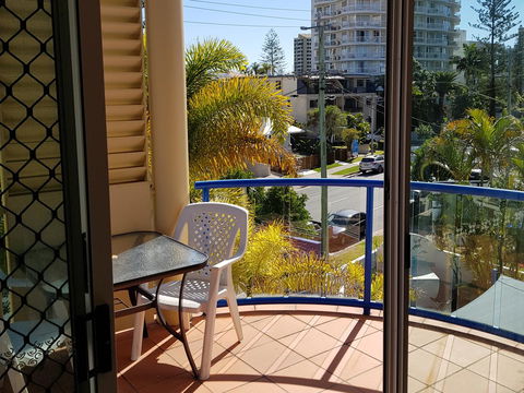 Surfers Beach Resort One - Accommodation Burleigh 23