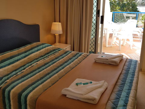 Surfers Beach Resort One - Accommodation Burleigh 22