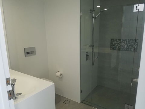 Golden Sands On The Beach - Absolute Beachfront Apartments - Accommodation Burleigh 10