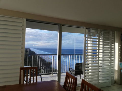 Golden Sands On The Beach - Absolute Beachfront Apartments - Accommodation Burleigh 34