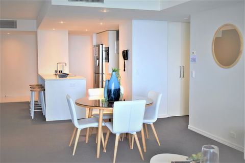 Gold Coast Private Apartments - H Residences, Surfers Paradise - Accommodation Burleigh 12