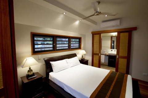 Pure Magnetic Villa 9 - Accommodation Burleigh 5