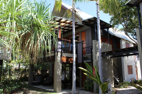 Pure Magnetic Villa 9 - Accommodation Burleigh 4