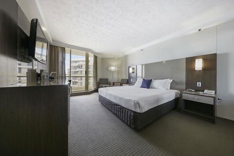 Novotel Surfers Paradise - Accommodation Burleigh 18