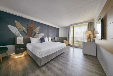 Novotel Surfers Paradise - Accommodation Burleigh 14