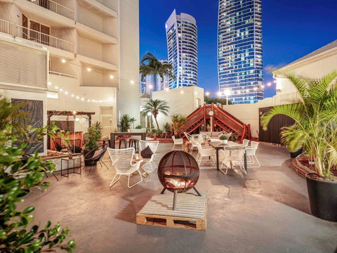 Novotel Surfers Paradise - Accommodation Burleigh 0