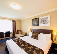 Best Western Plus Ambassador On Ruthven Motor Inn - Accommodation Burleigh