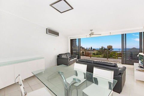 Surfers International Apartments - Accommodation Burleigh 24