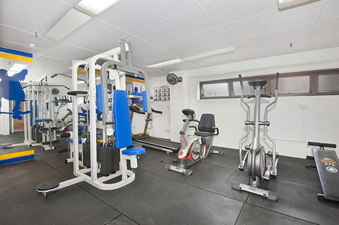 Surfers International Apartments - Accommodation Burleigh 9