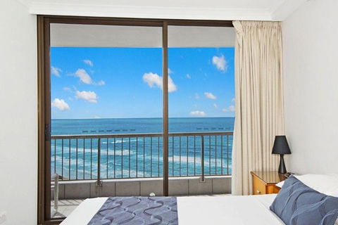 Surfers International Apartments - Accommodation Burleigh 26