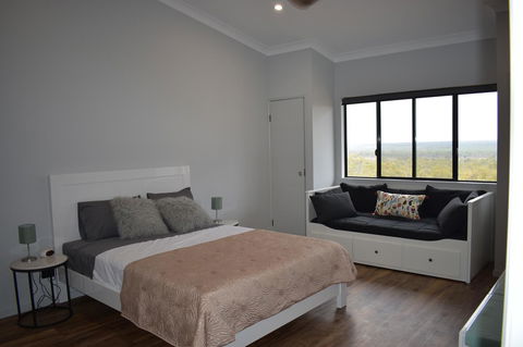 Ironbark House - Accommodation Burleigh 33