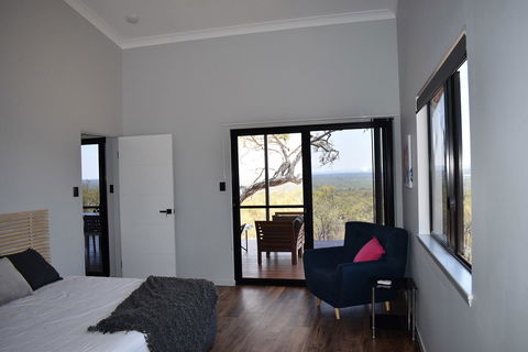 Ironbark House - Accommodation Burleigh 42