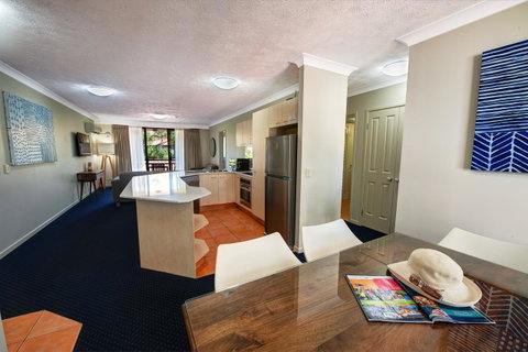 Turtle Beach Resort - Accommodation Burleigh 28