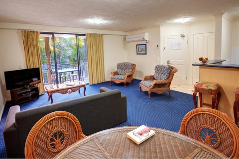 Turtle Beach Resort - Accommodation Burleigh 31