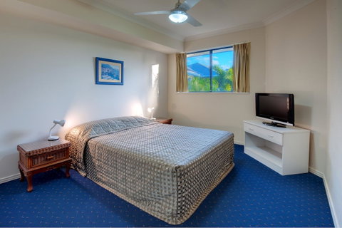 Turtle Beach Resort - Accommodation Burleigh 42