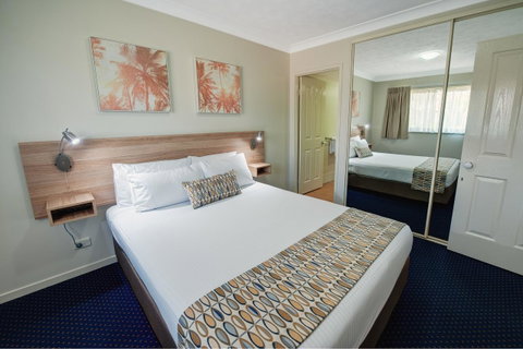 Turtle Beach Resort - Accommodation Burleigh 23