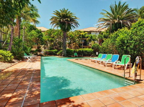 Turtle Beach Resort - Accommodation Burleigh 10